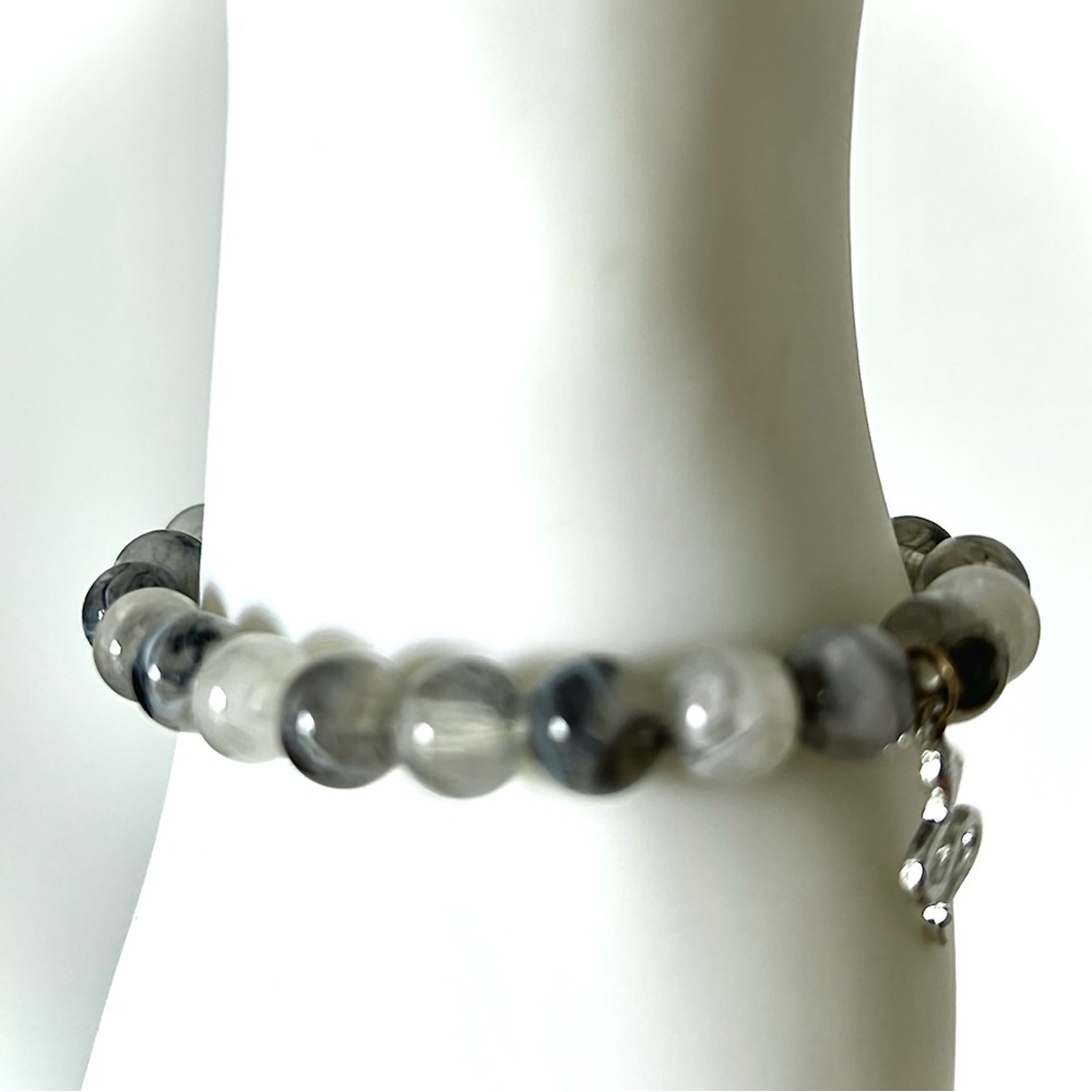 Cloudy Ghost Quartz Beads Bracelet Stretch with silver Snake charm 6 1/4 nWOT